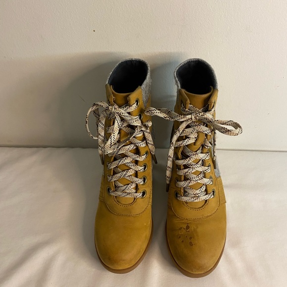 Sorel Lexi Wedge Calf boots Women’s Size 6 - Picture 2 of 10